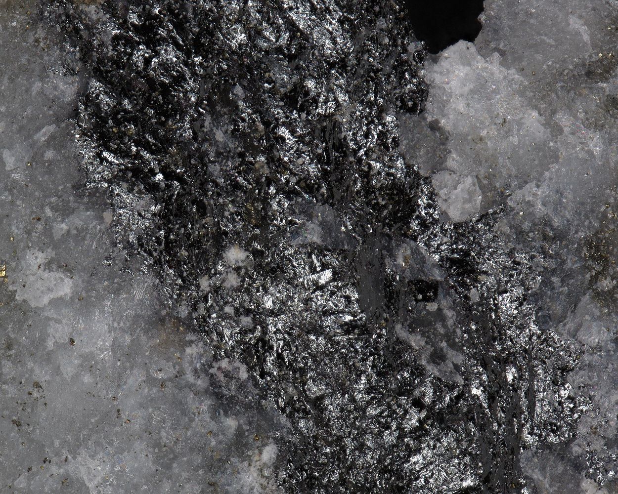 Ferdowsiite
