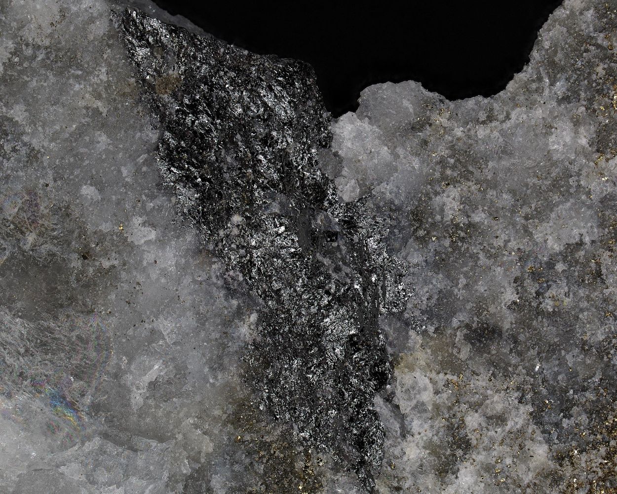 Ferdowsiite