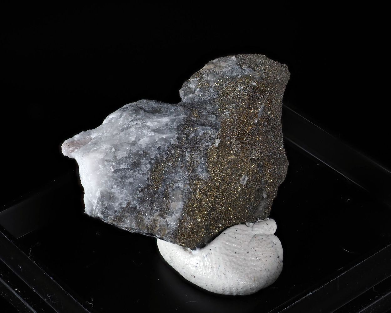 Ferdowsiite