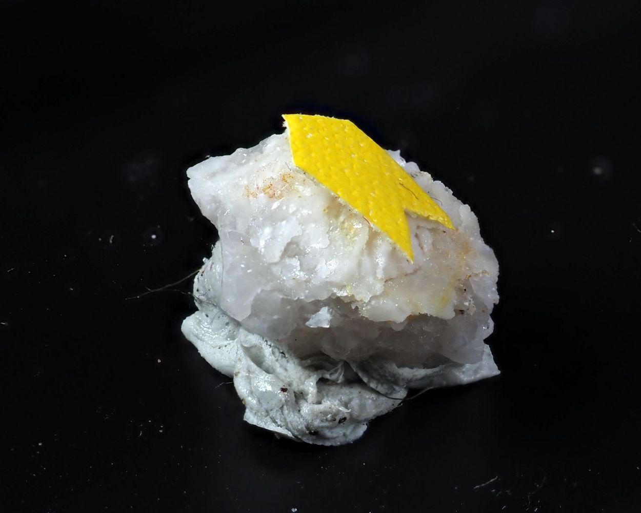 Rhabdophane-(La)