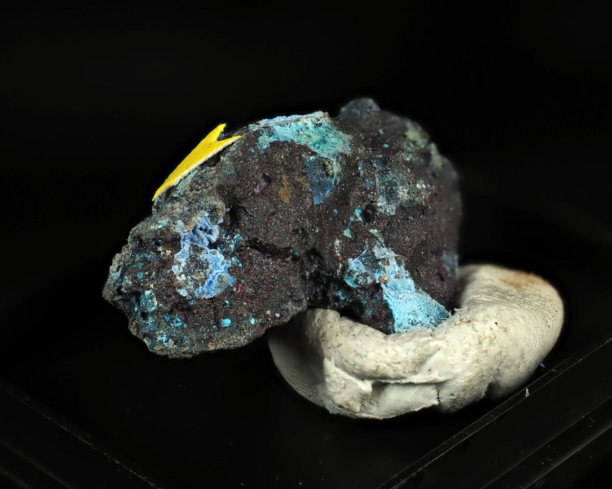Ramazzoite