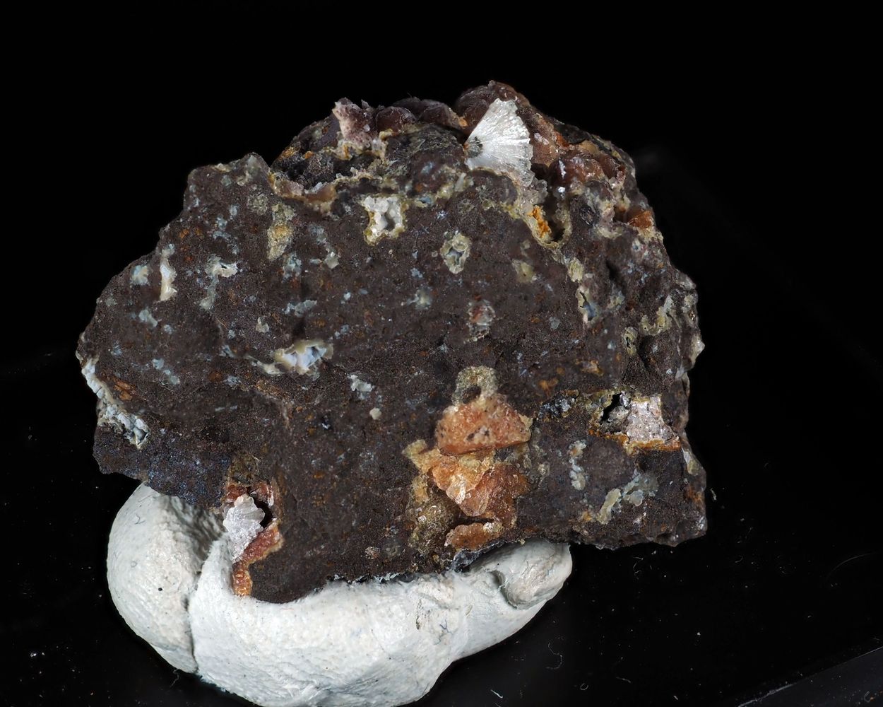 Chabazite-Ca