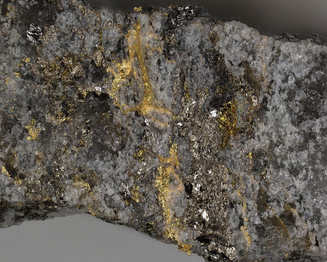 Gold With Calaverite