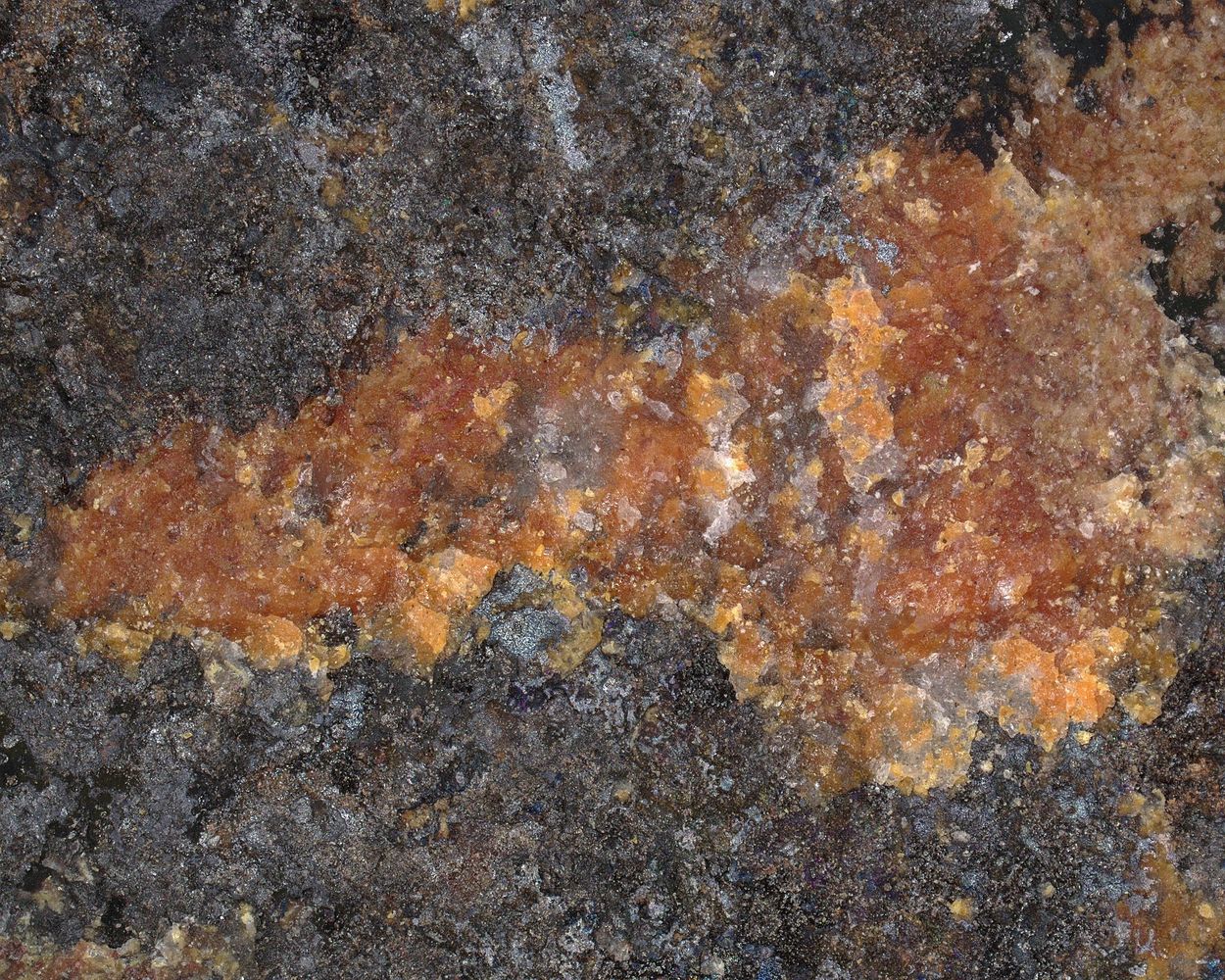 Braccoite
