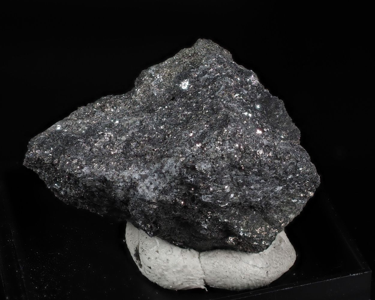 Clinosafflorite