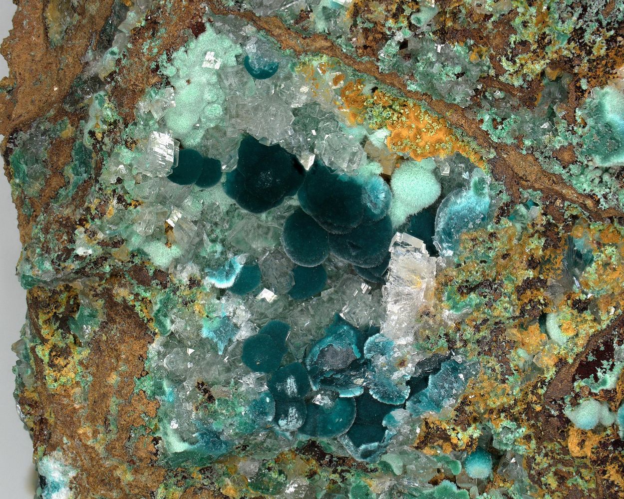 Zincrosasite