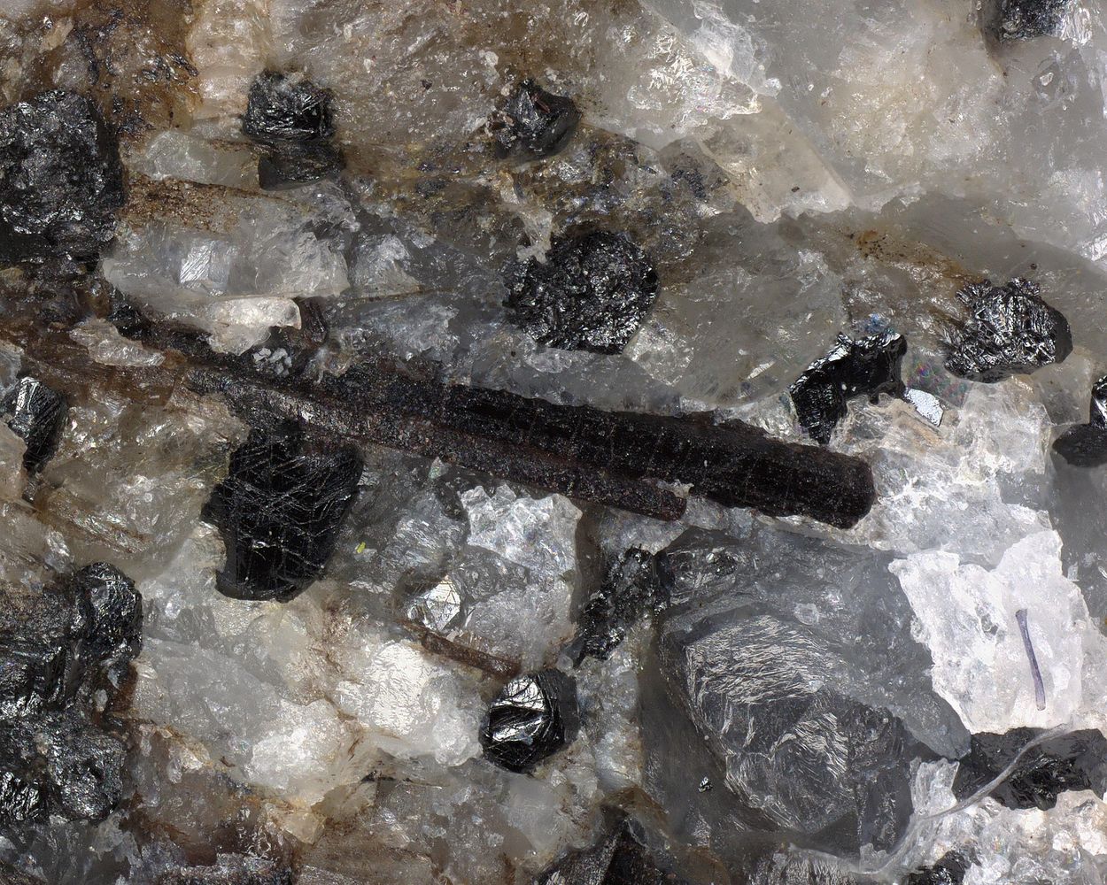 Fredrikssonite