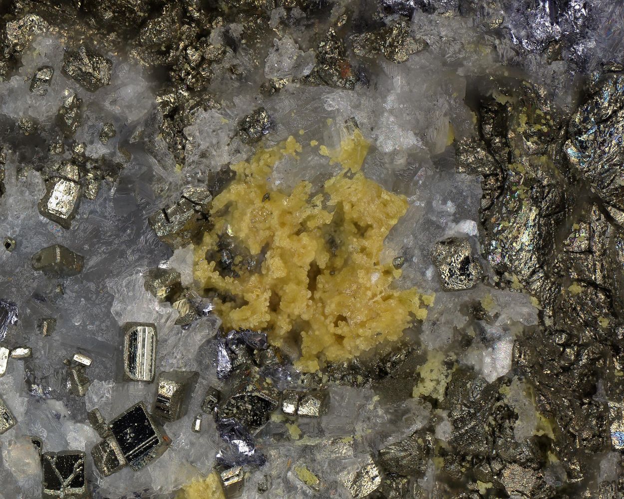 Hydrokenoelsmoreite