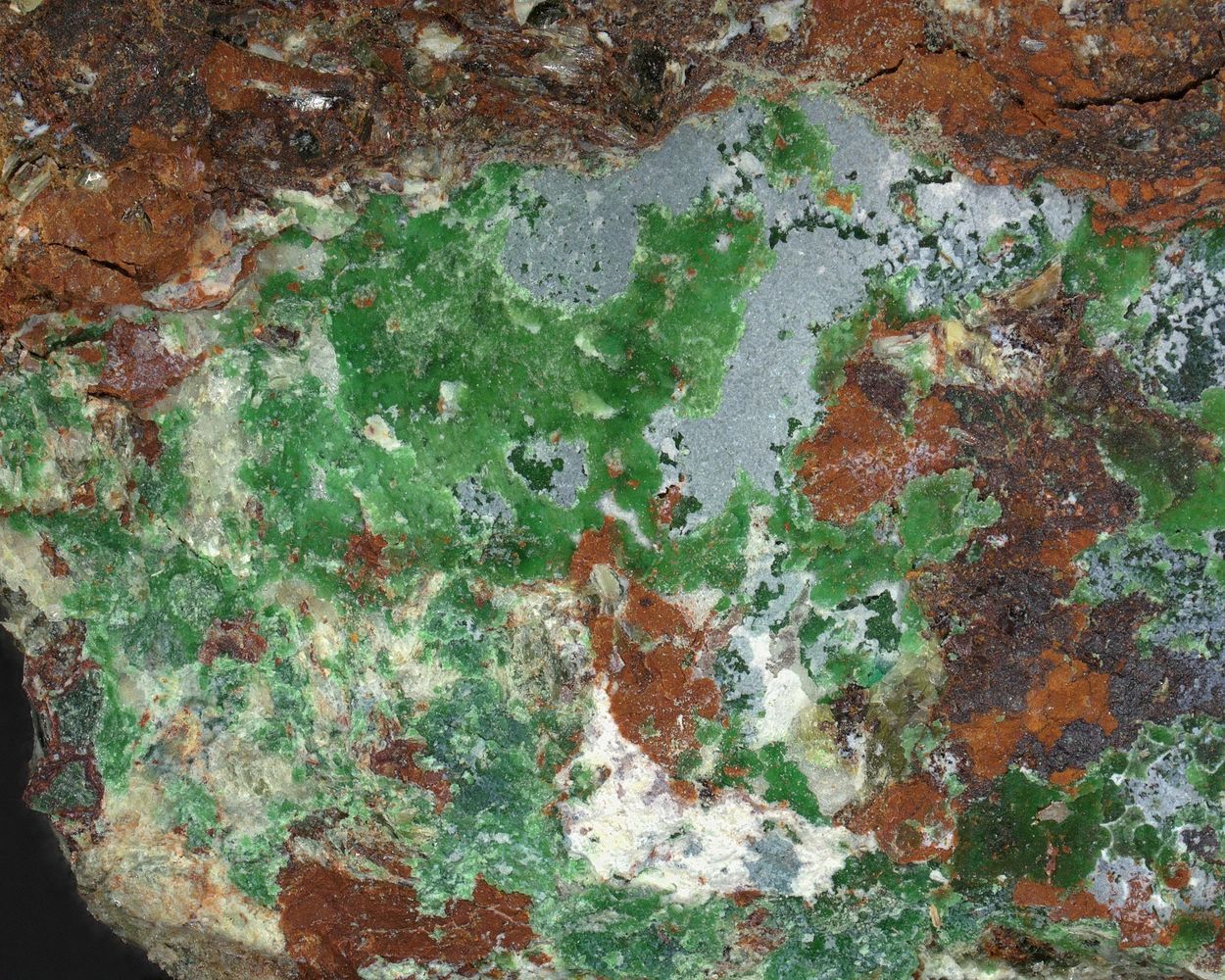Glaukosphaerite