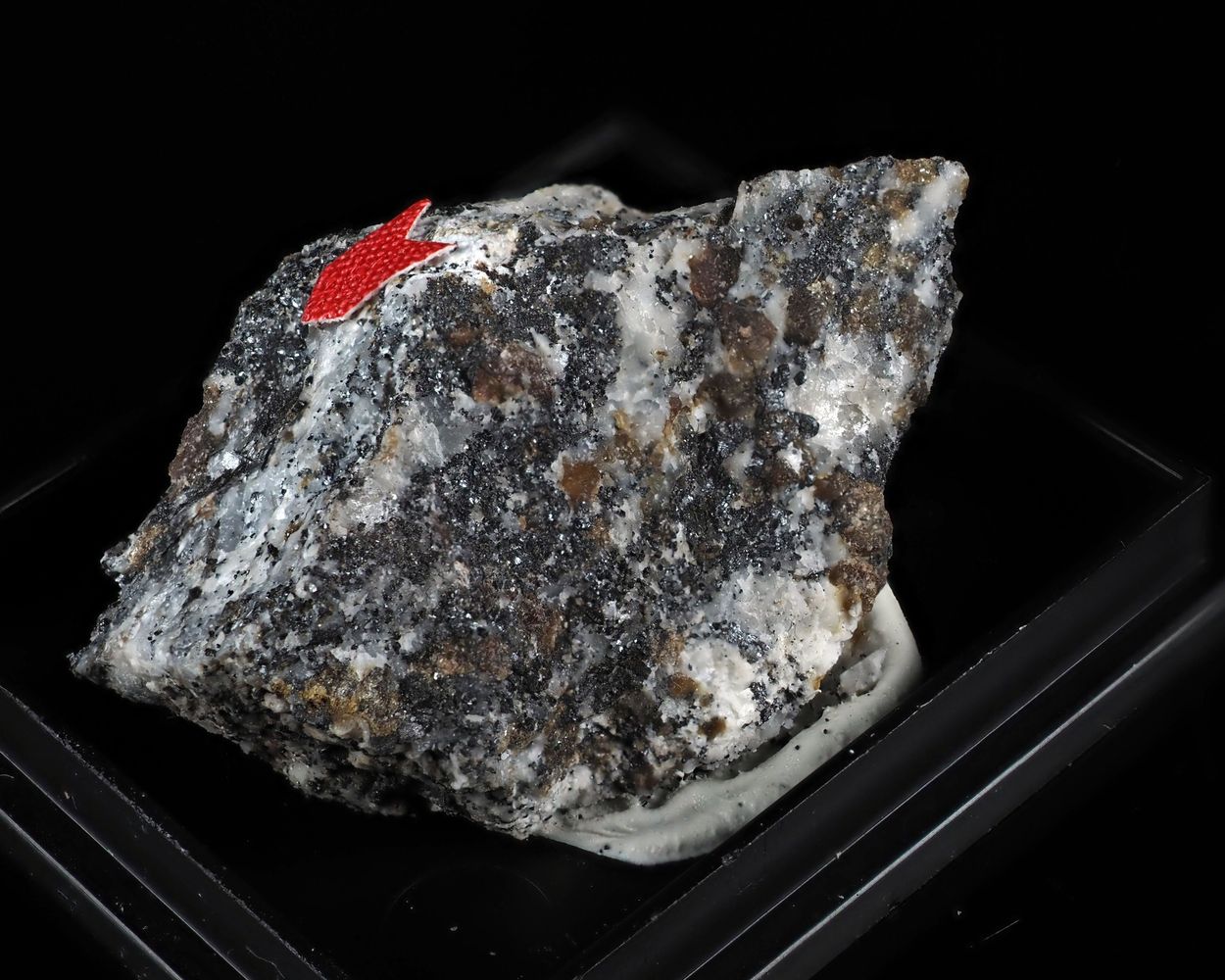 Fredrikssonite