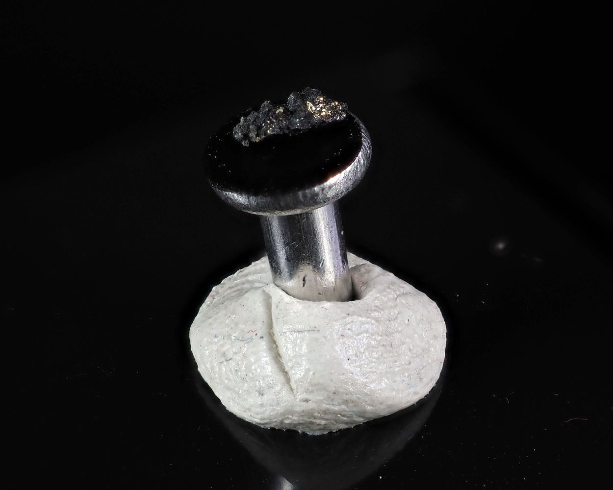 Cadsulfohite