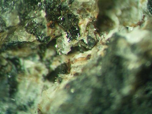 Mg-analogue of Schüllerite & Guenterblassite