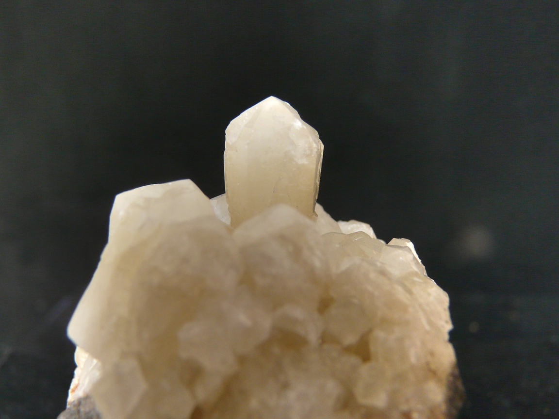 Plumboan Aragonite