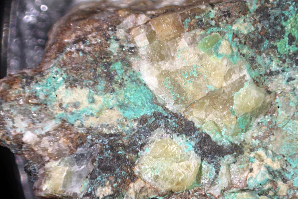 Cesbronite & Tlapallite