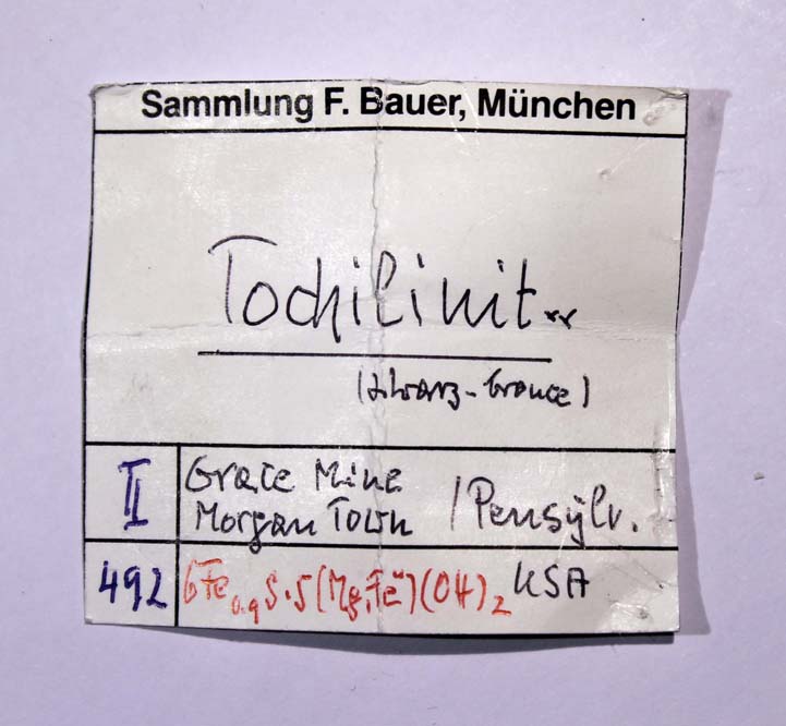 Tochilinite