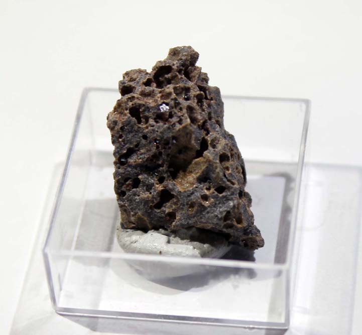 Pseudobrookite & Hematite