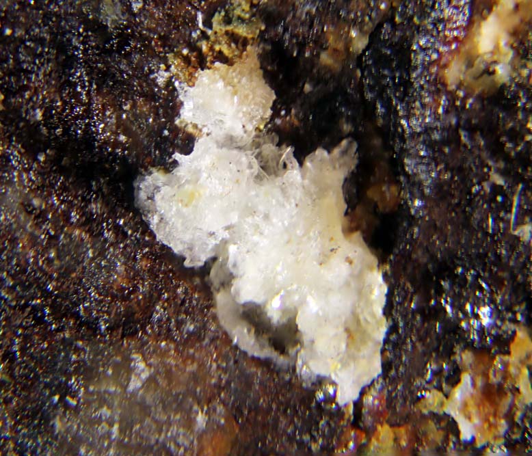 Chudobaite