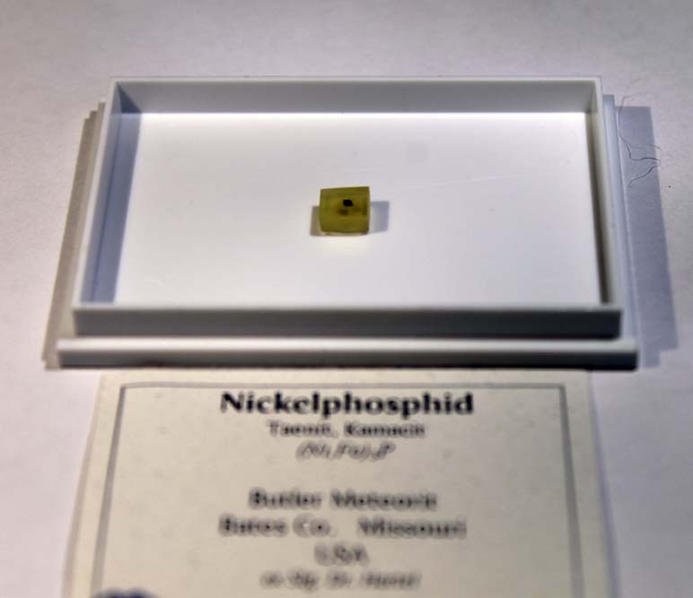 Nickelphosphide
