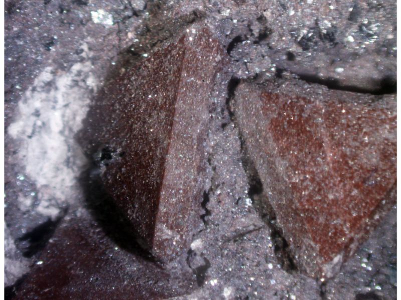 Zunyite