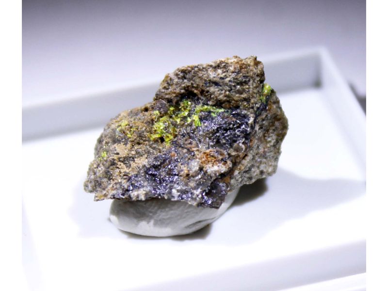 Idrialite