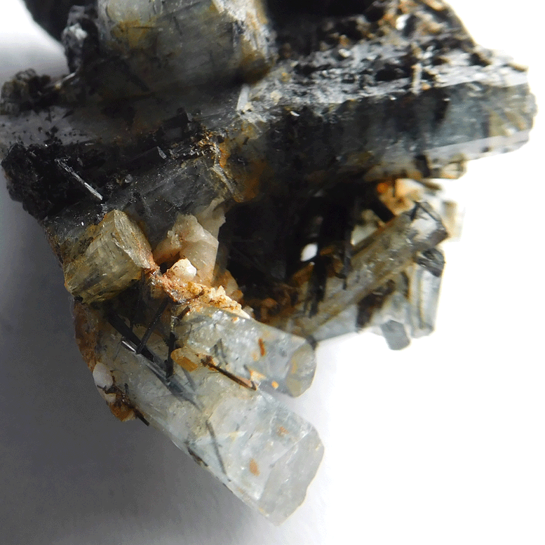 Aquamarine Goshenite & Tourmaline