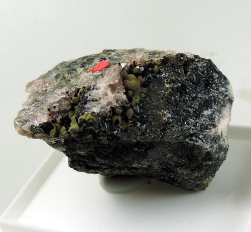 Mitridatite Jahnsite-(CaMnMn) & Hureaulite