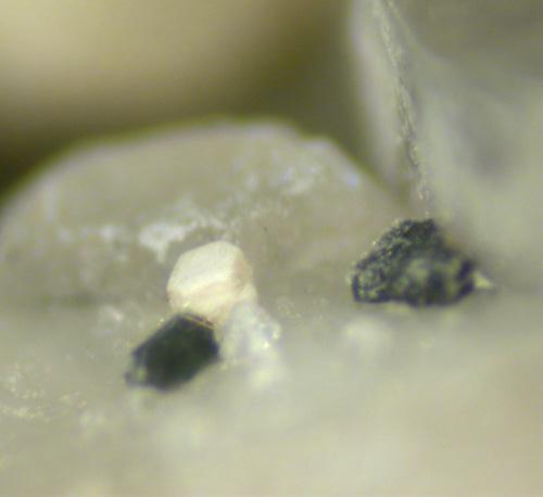 Bastnäsite