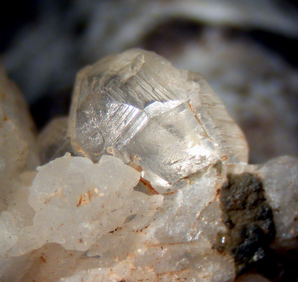 Beryllonite
