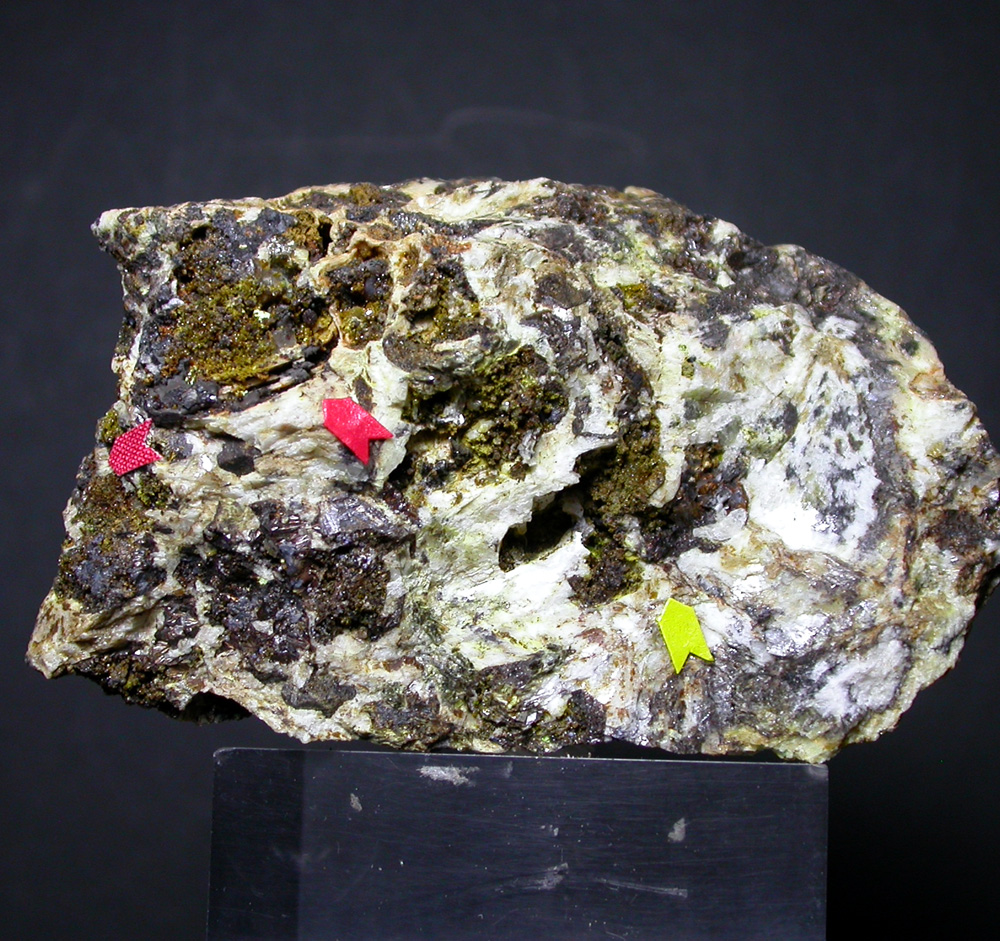 Cyrilovite Saléeite & Leucophosphite