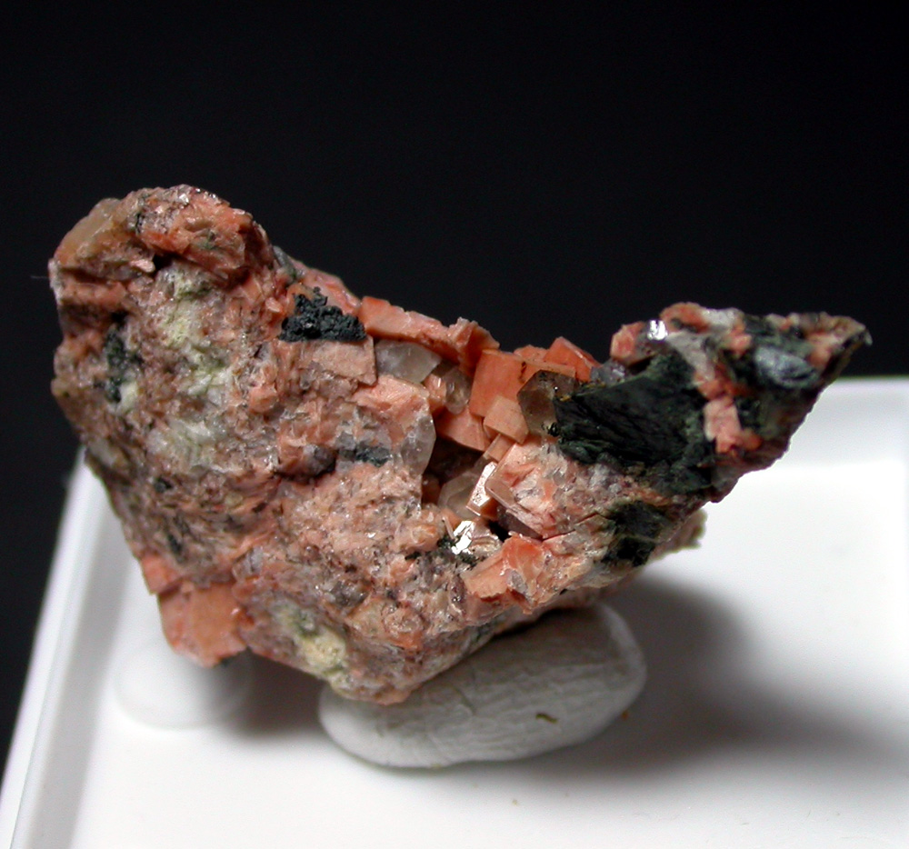 Synchysite-(Ce) & Hingganite-(Y)