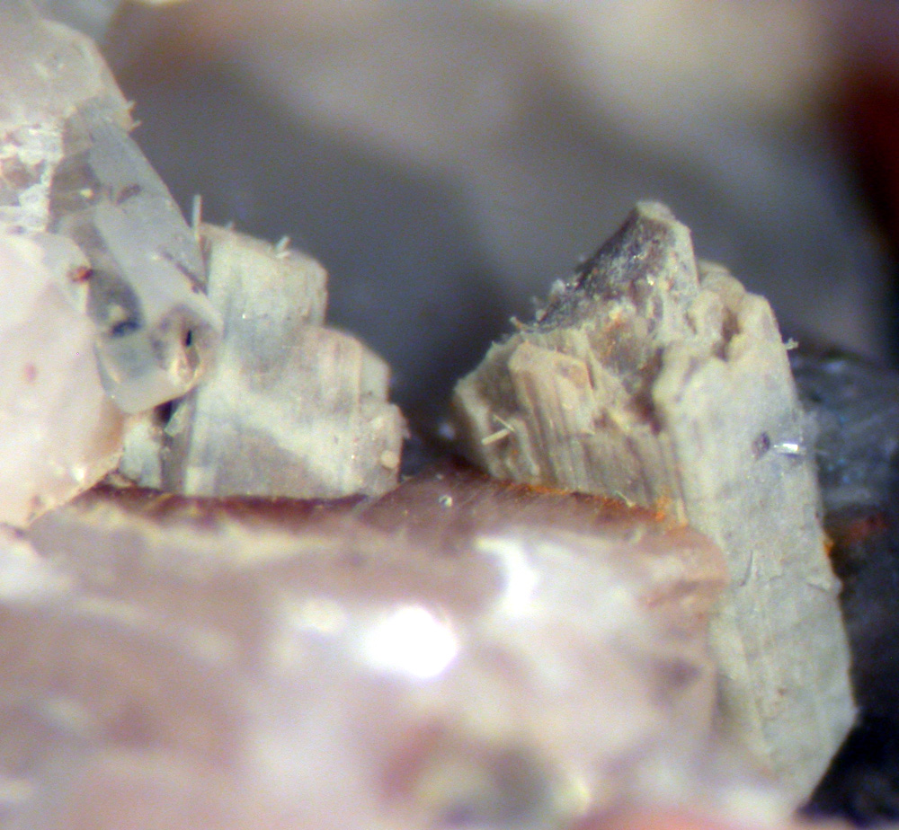 Gadolinite-(Y)