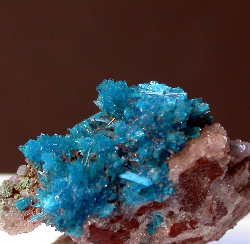 Pentagonite