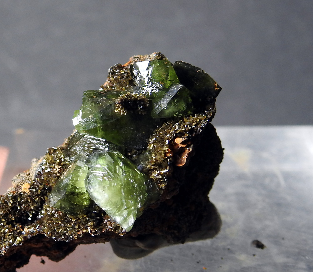 Ludlamite & Siderite