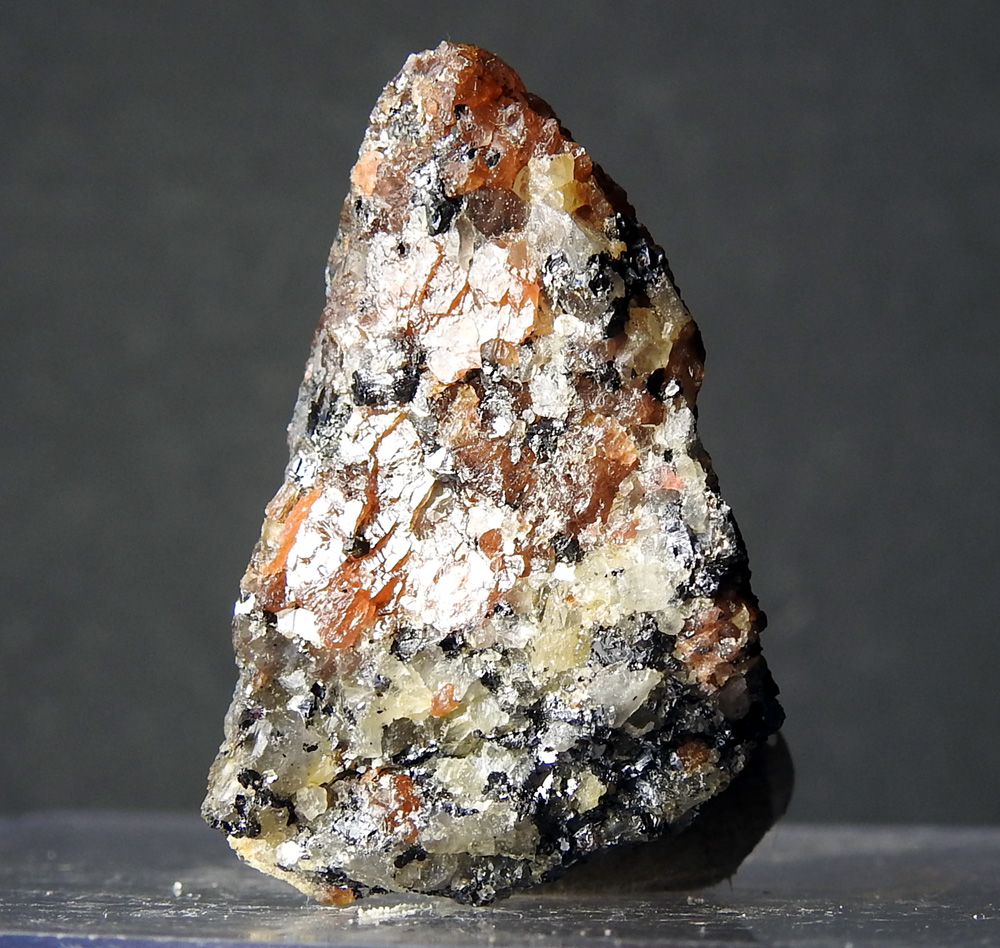 Bustamite