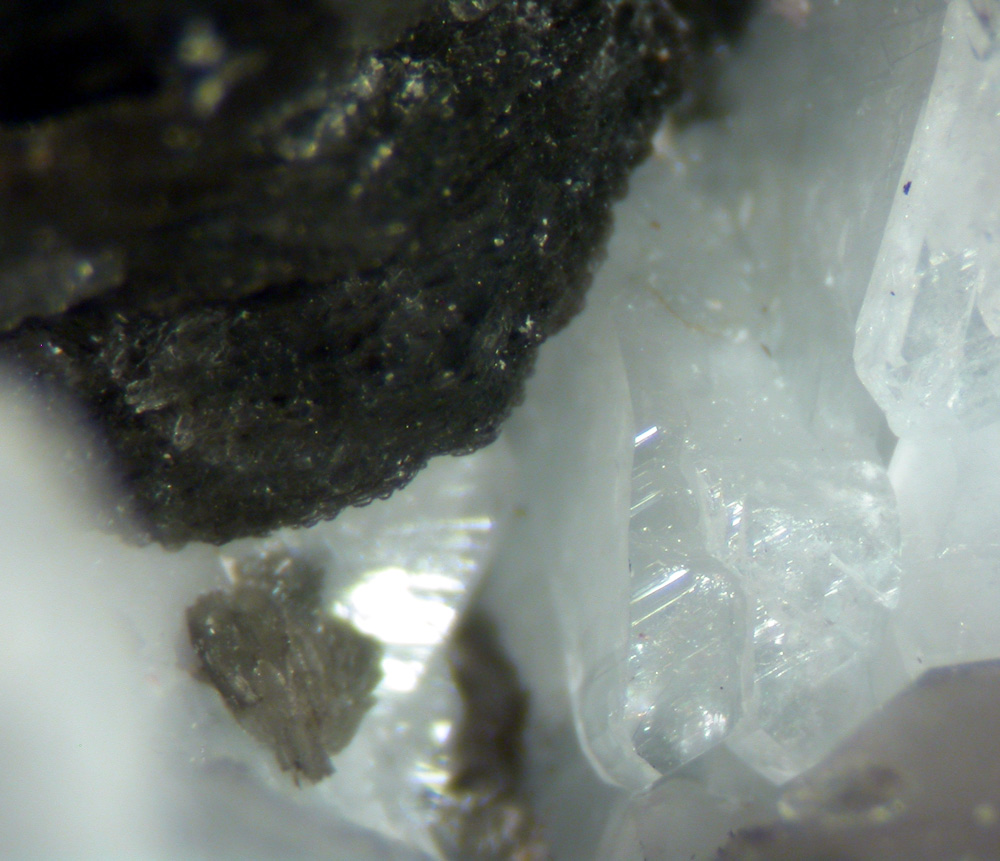 Cascandite & Muscovite