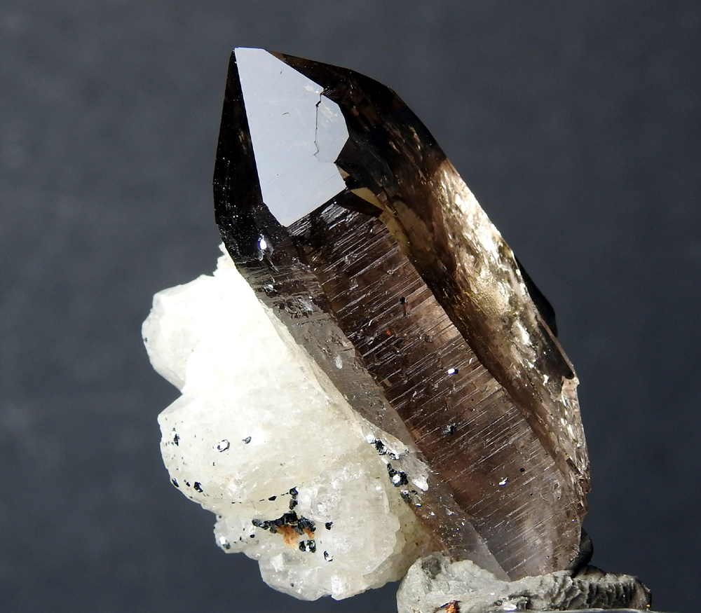 Quartz Hematite & Albite