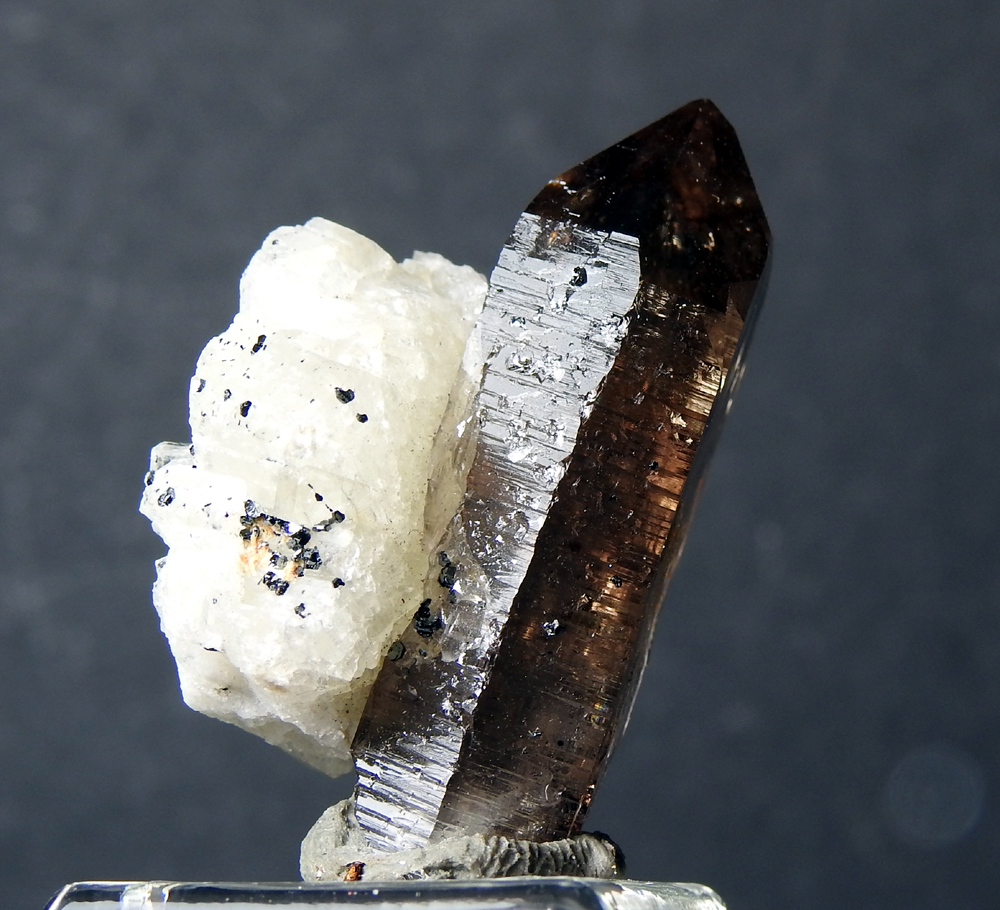 Quartz Hematite & Albite