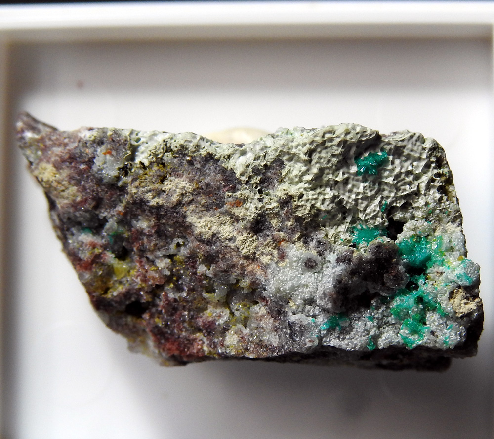 Macquartite Dioptase Fornacite & Wulfenite