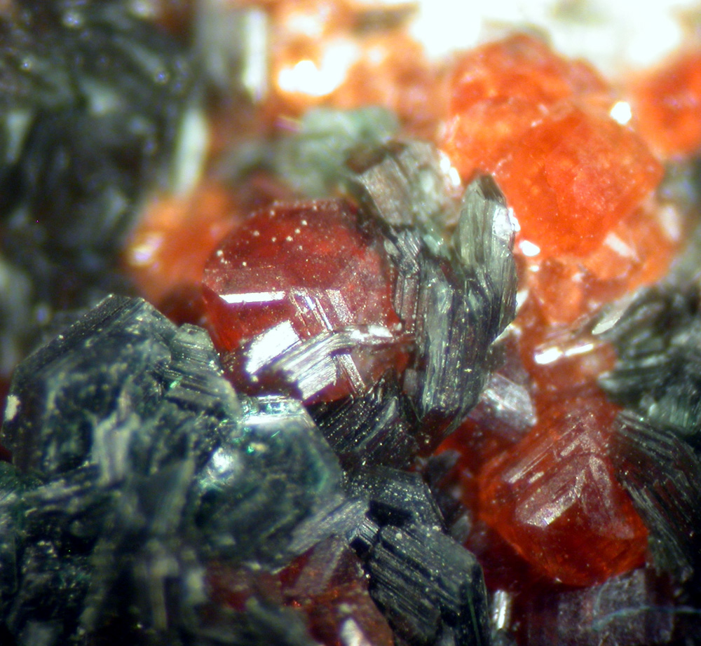 Hessonite Diopside & Clinochlore