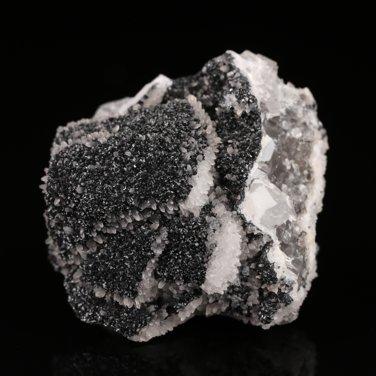 Calcite On Manganite On Calcite