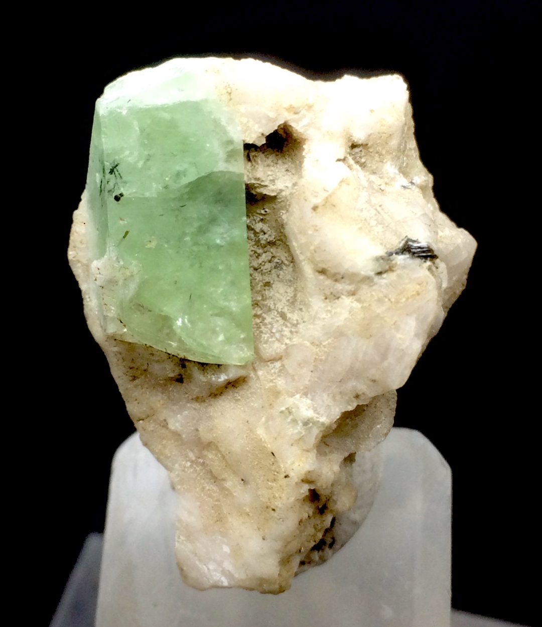 Herderite With Feldspar