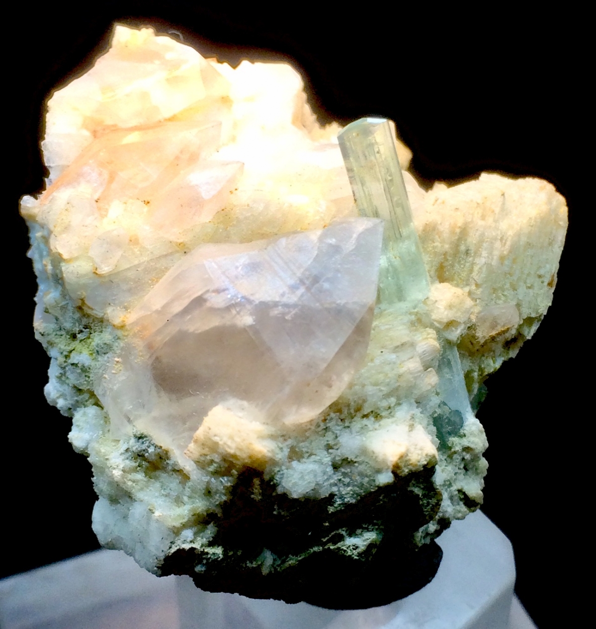 Aquamarine Quartz & Feldspar