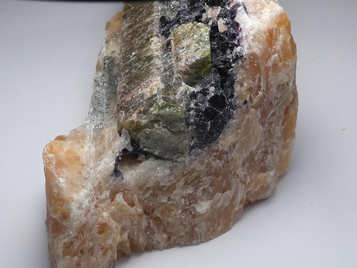 Fluorapatite In Calcite With Fluorite & Diopside