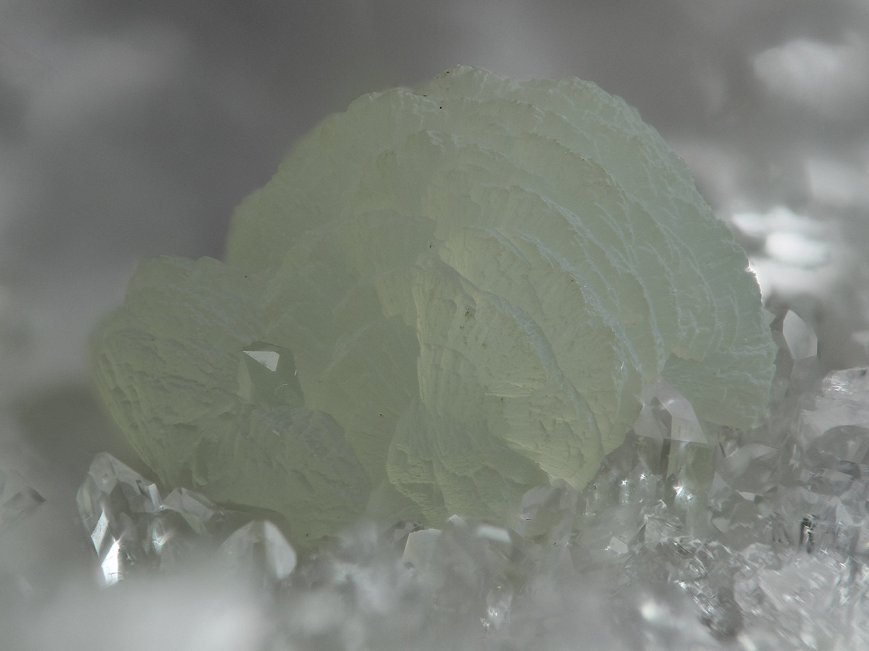 Prehnite Babingtonite & Quartz