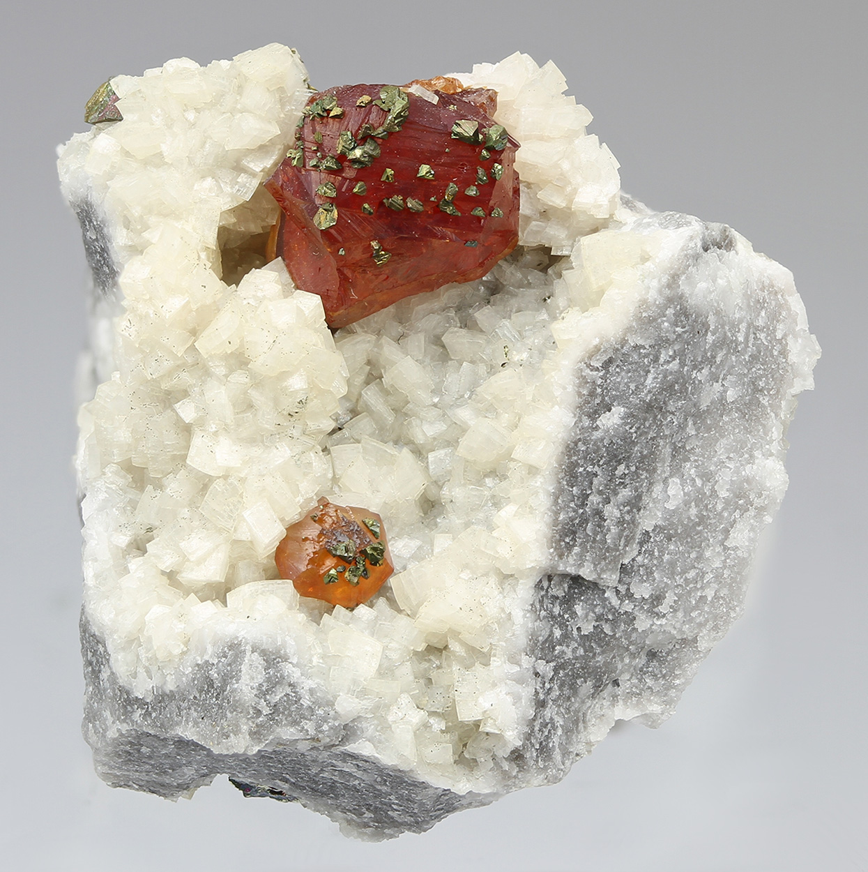 Sphalerite Chalcopyrite & Dolomite