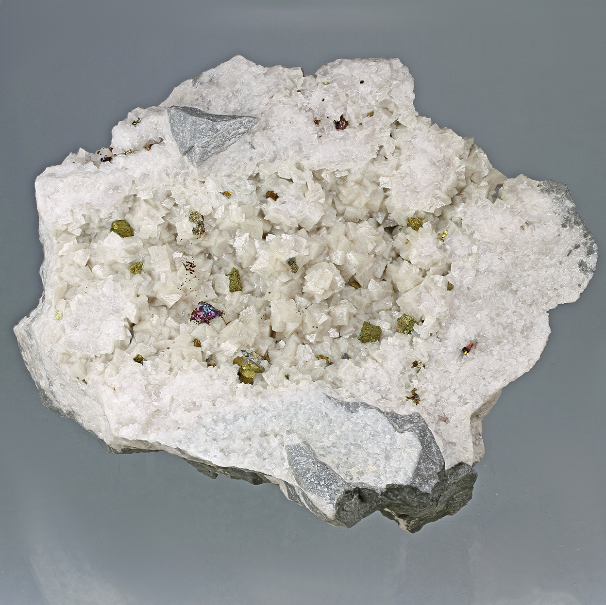 Chalcopyrite Sphalerite & Pyrite
