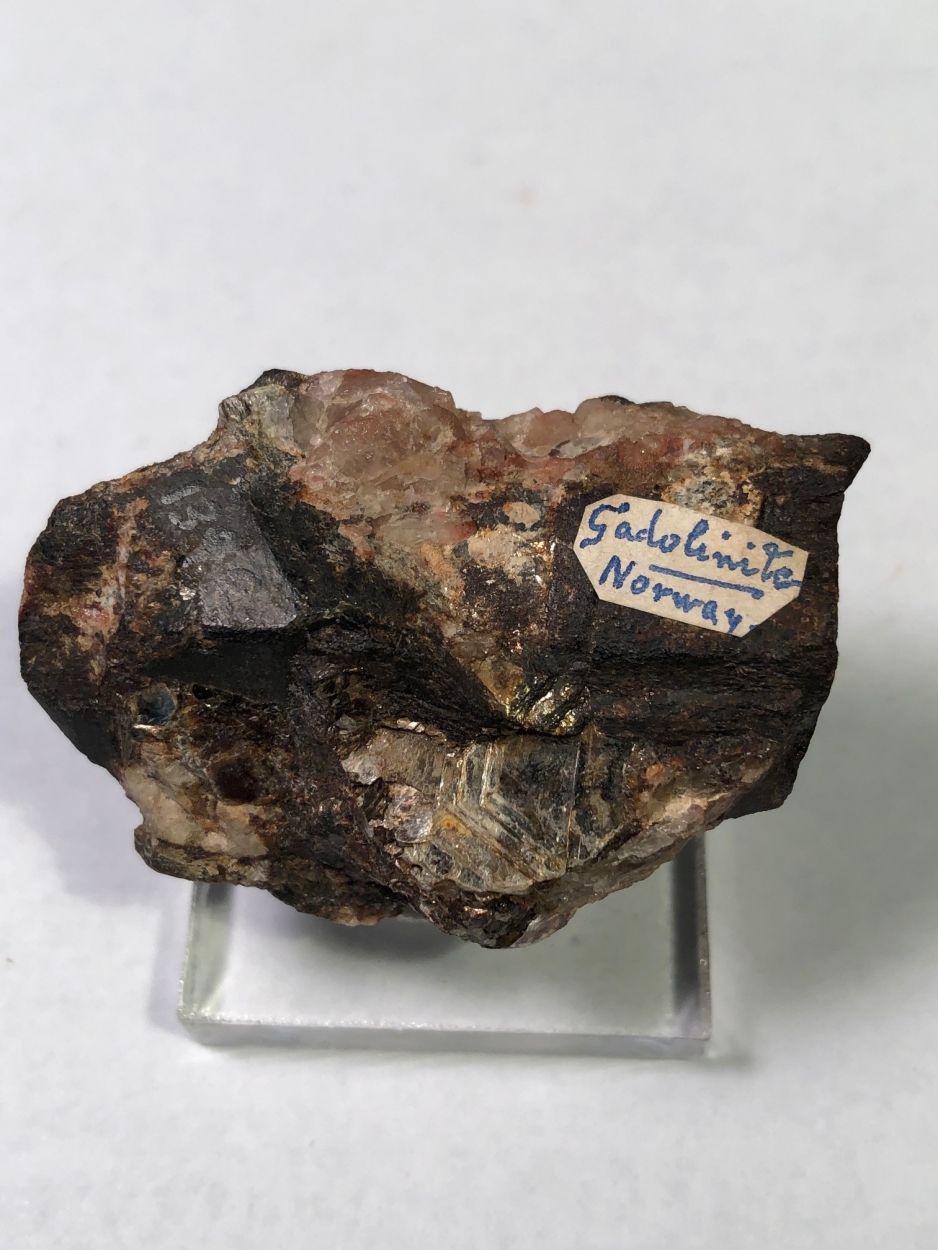 Gadolinite-(Y)