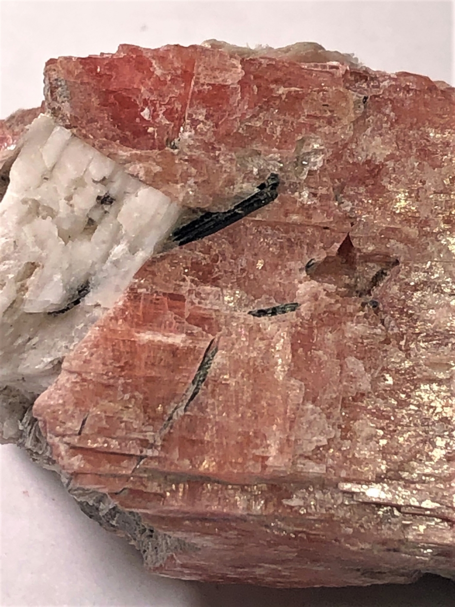 Sérandite With Polylithionite