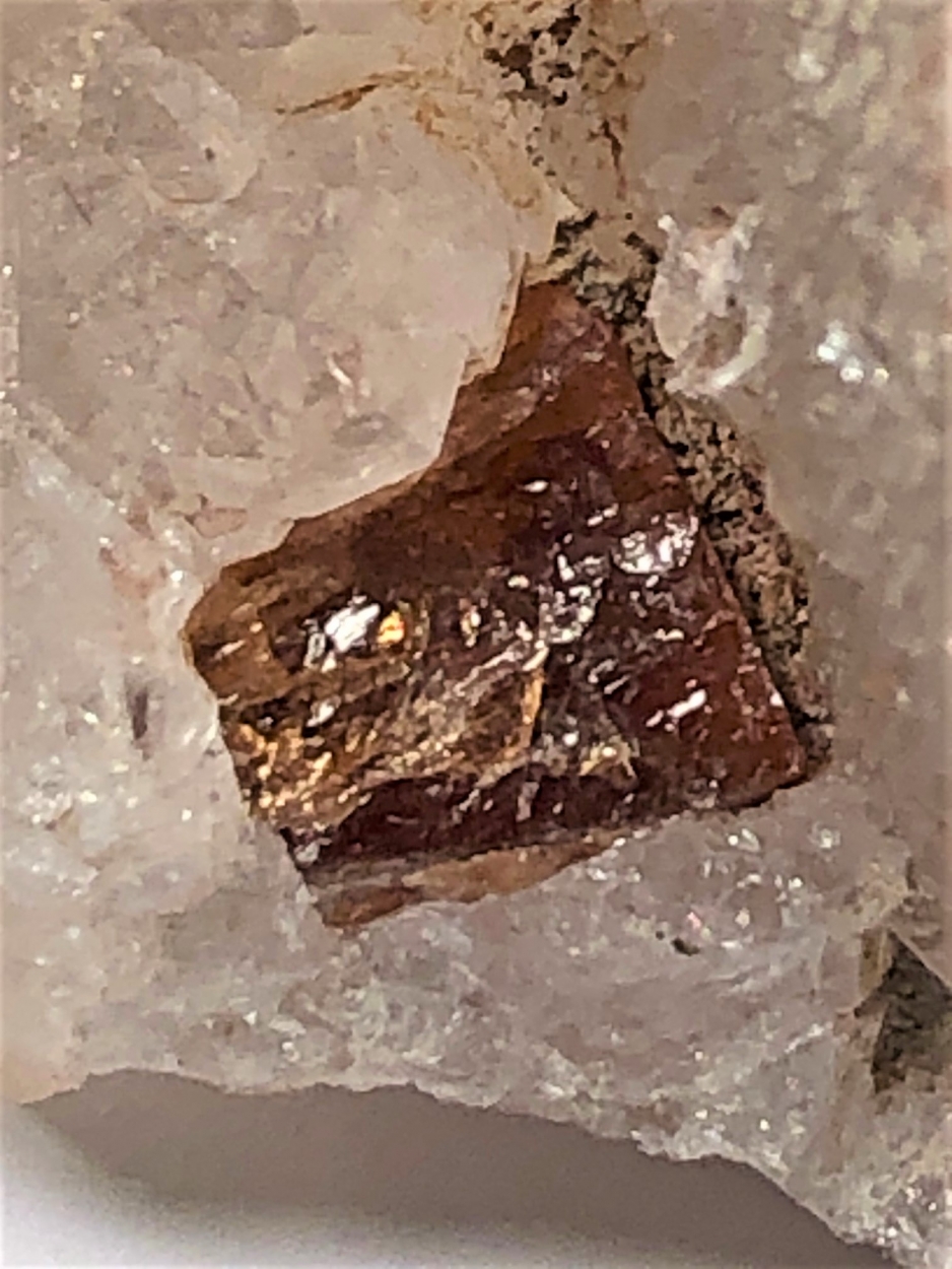 Bastnäsite With Quartz