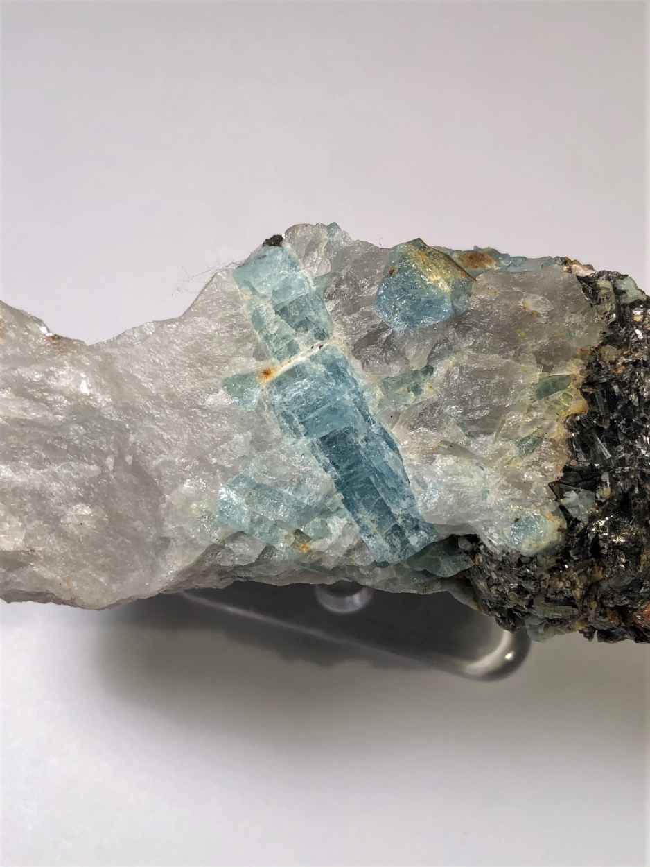 Beryl Var Aquamarine